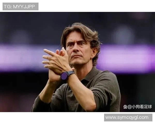 弗兰克：西蒙斯一向十分尽力；期望未来都能踢出这样的竞赛